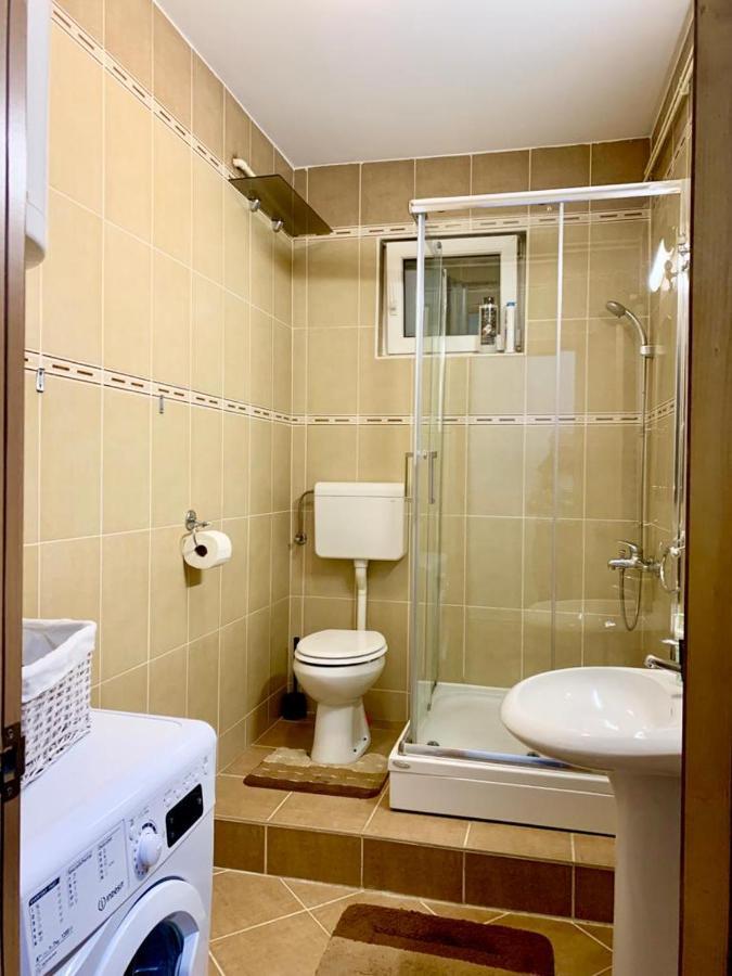 City Center Crown Apartment ベオグラード エクステリア 写真